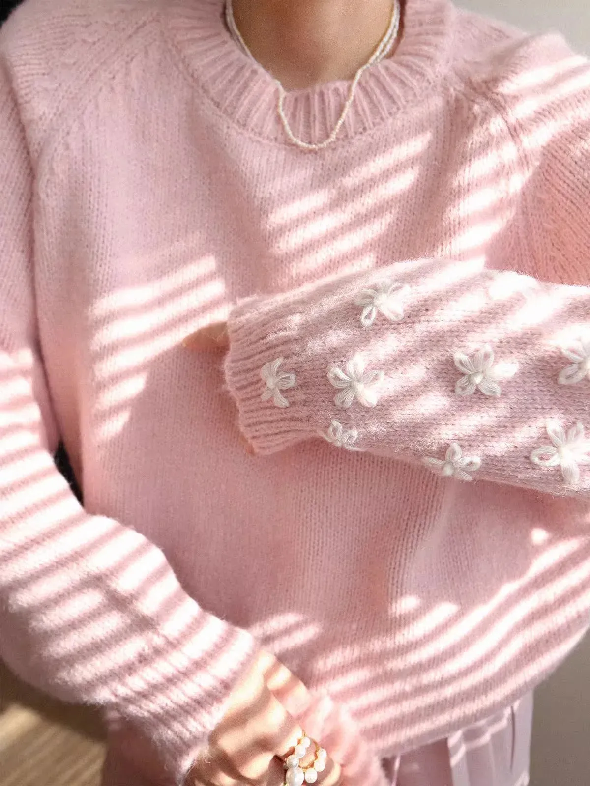 Fashion Flower Embroidery Knitted Sweater For Women Chic Long Sleeve O Neck Pullover Jumper 2023 Fall Winter Sweet Tops C-306