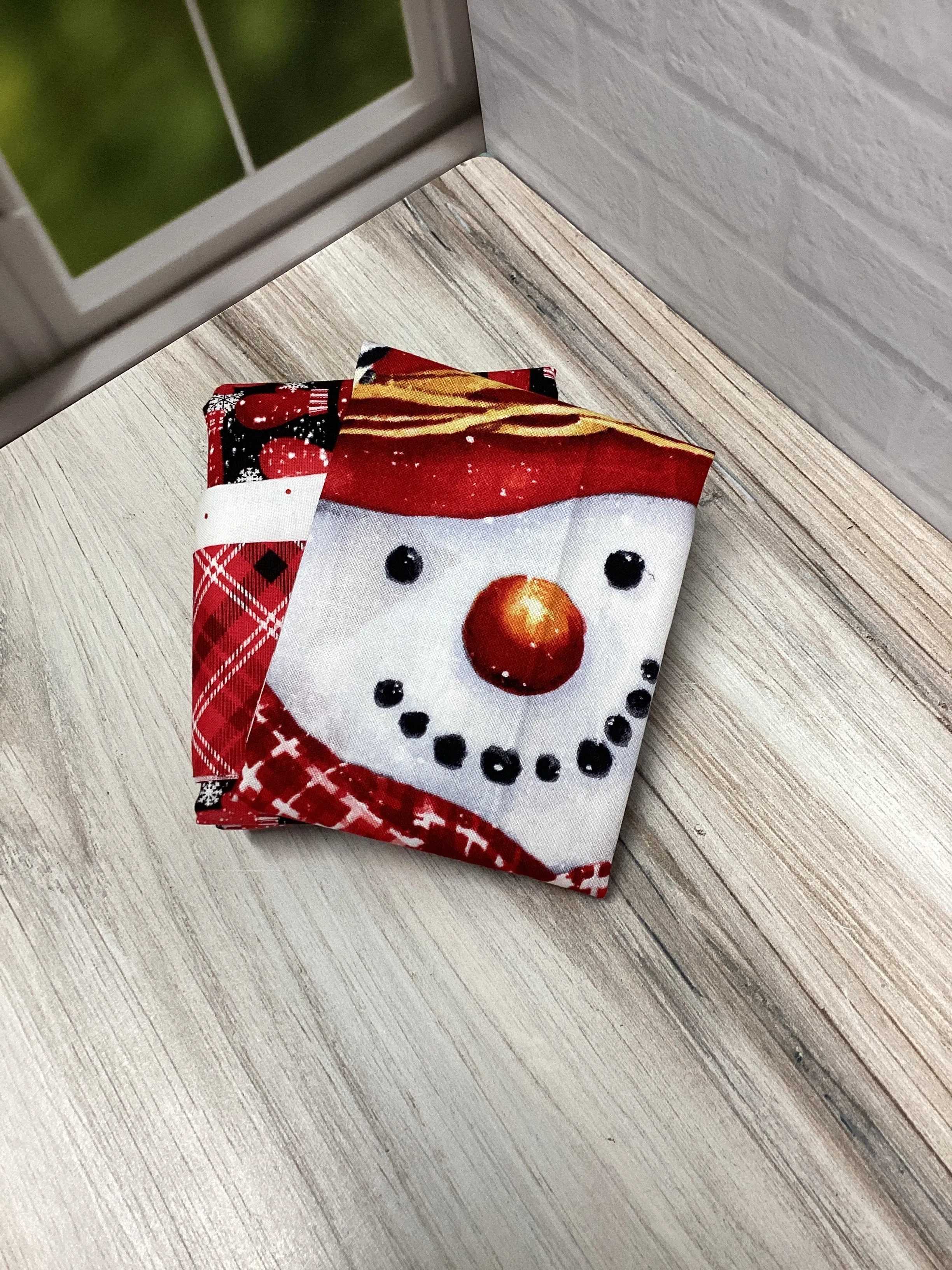 Helpful Heifer Applique Snack Mat