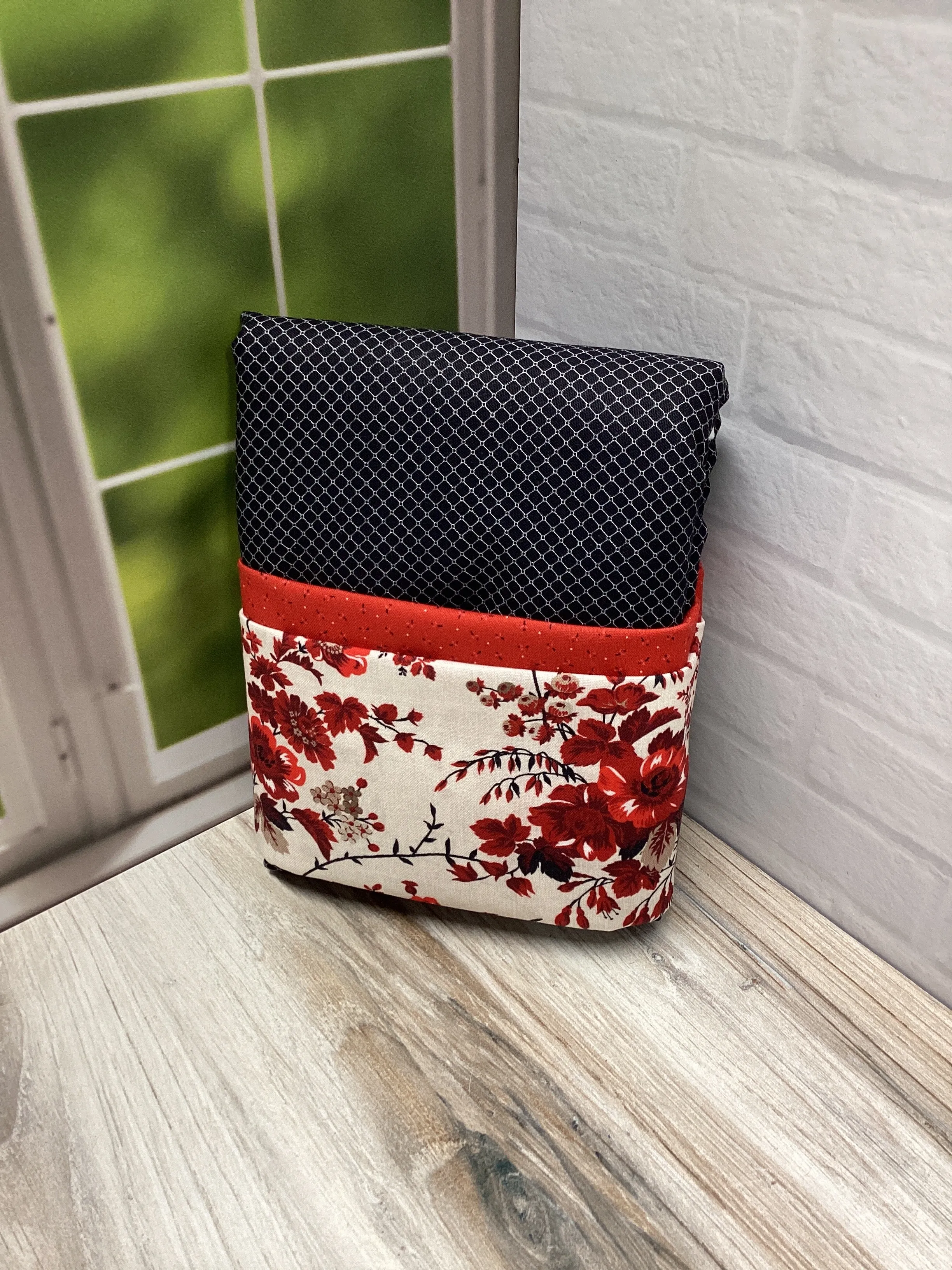 Helpful Heifer Take Charge Tablet Case