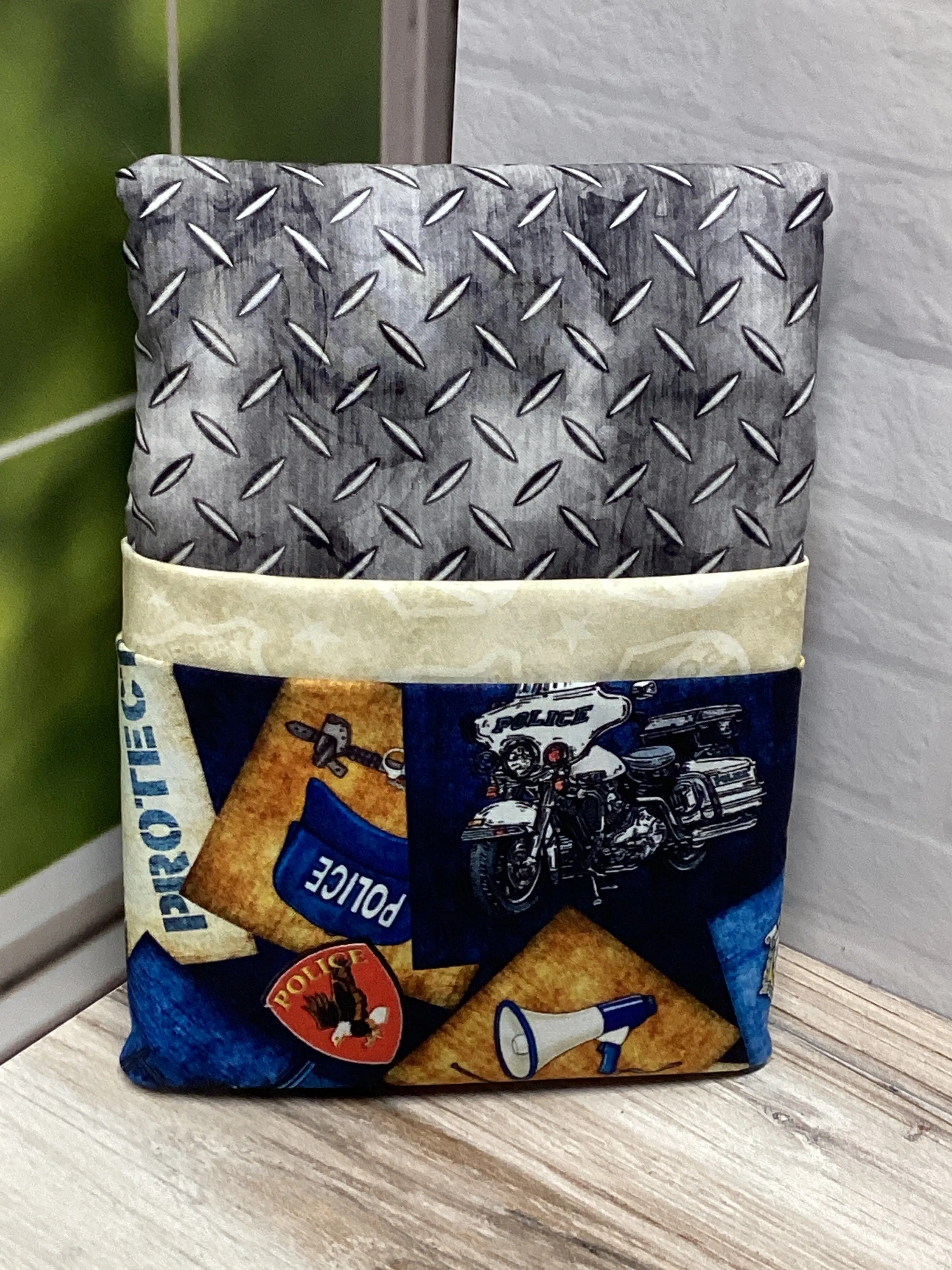 Helpful Heifer Take Charge Tablet Case