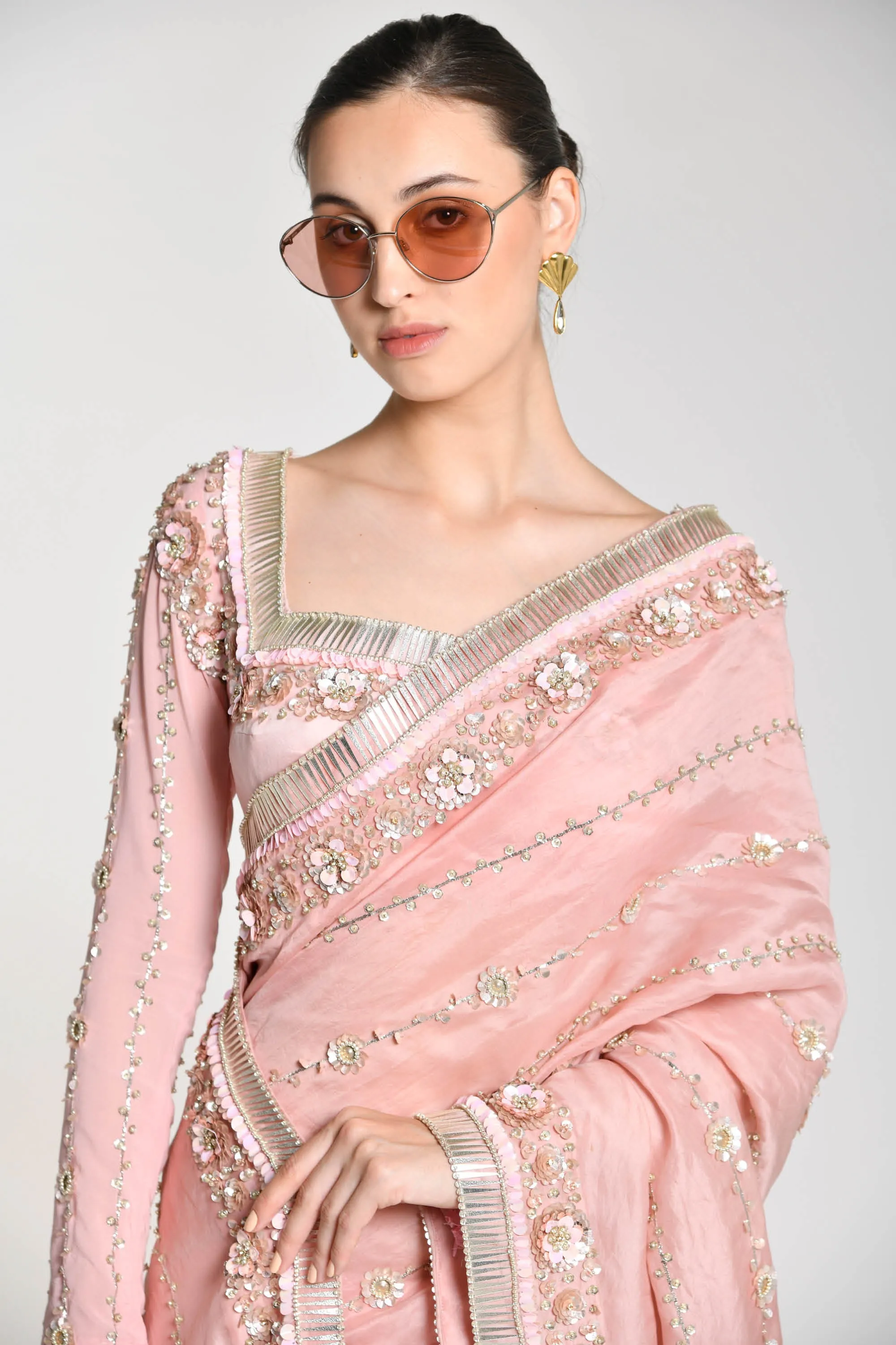 Vintage Rose Daisy Vine Sari with Blouse